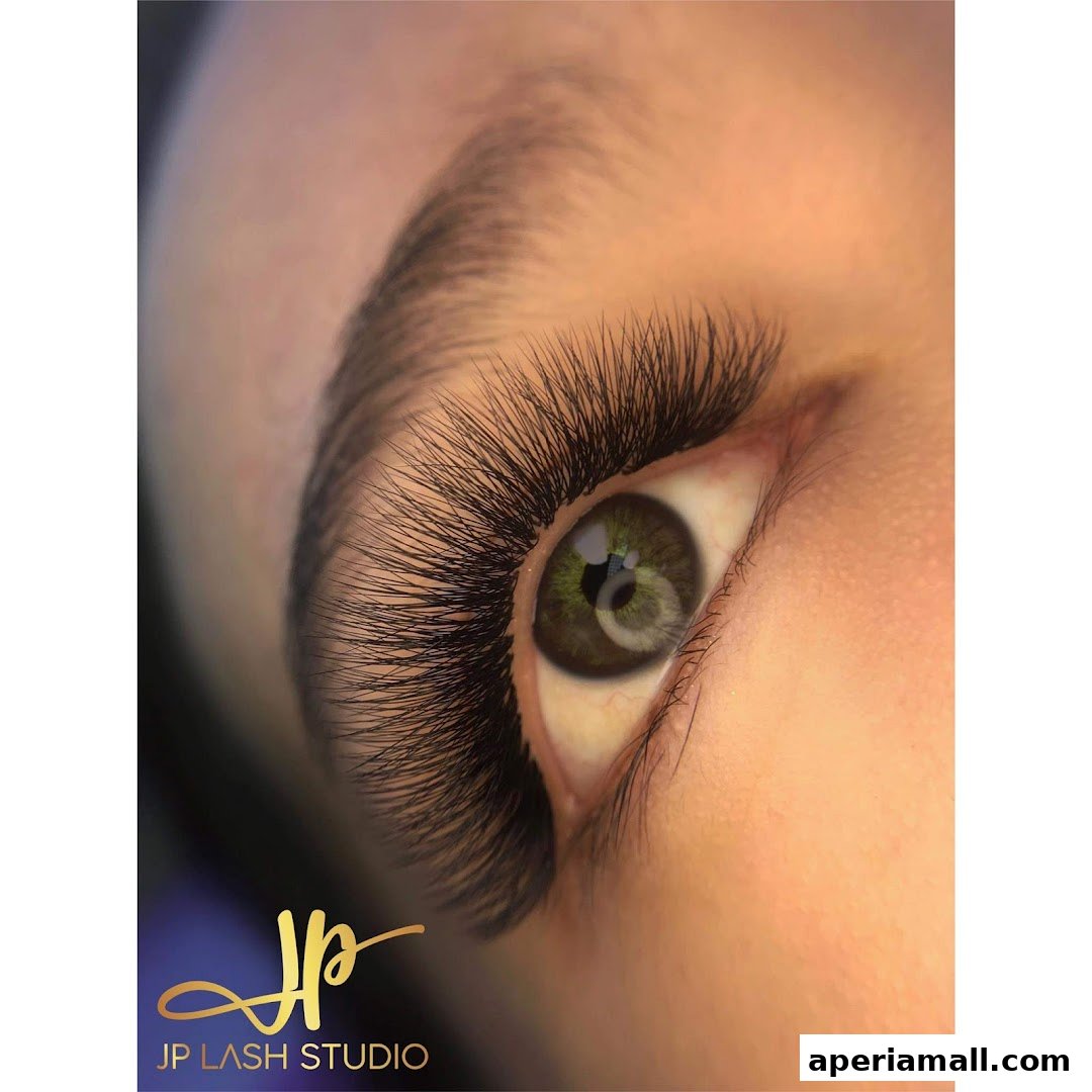 Close-up of a beautiful eye with voluminous, perfectly applied eyelash extensions.